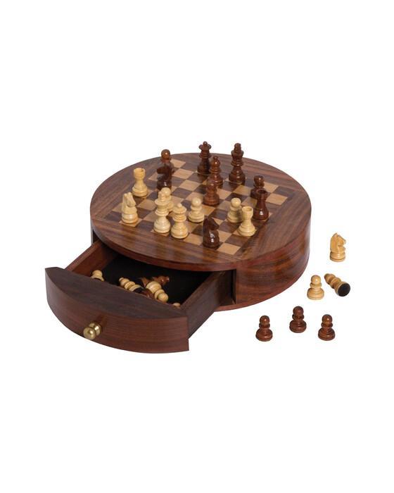Denham chess set